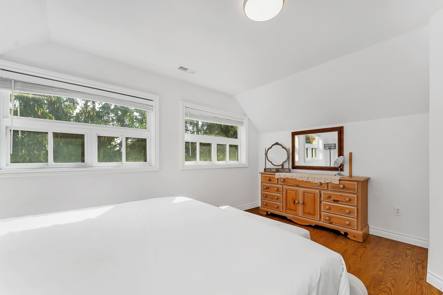 Stunning Industrial Peak House Penthouse Condo image